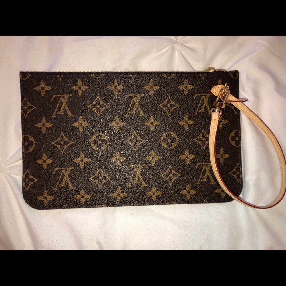 🌺Louis Vuitton Neverfull GM Clutch / Pochette 🌺